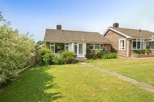 Kiln Green, Colden Common... 2 bed bungalow for sale