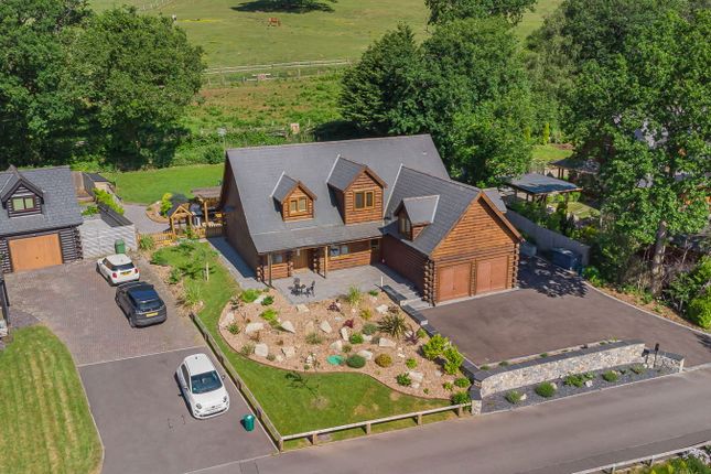Oakmead Road, Pontyclun CF72 5 bed detached house for sale