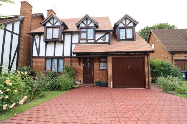 Edgware HA8 4 bed detached house for sale