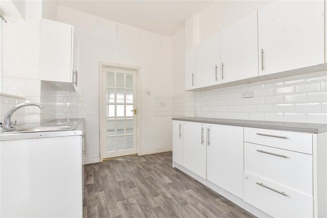 2 bed flat