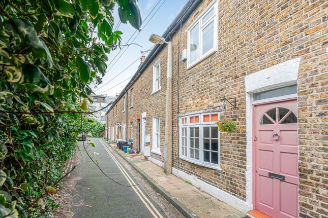 Trinity Cottages, Richmond 2 bed terraced house for sale