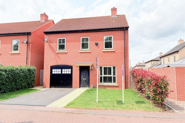 4 bed detached house
