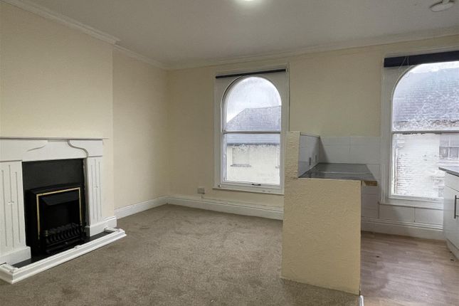 West Street, Leominster 1 bed flat for sale