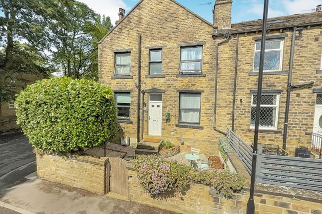 Hutton Terrace, Pudsey, LS28 7UD 2 bed end of terrace house for sale