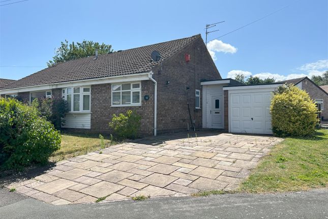 2 bedroom semi-detached bungalow for sale