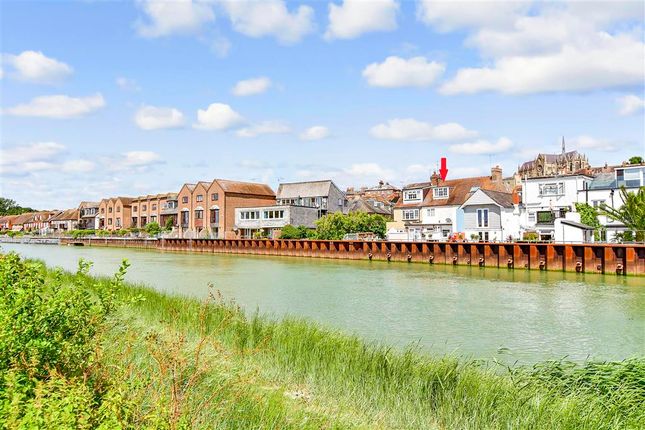 River Road, Arundel, West Sussex 3 bed terraced house for sale