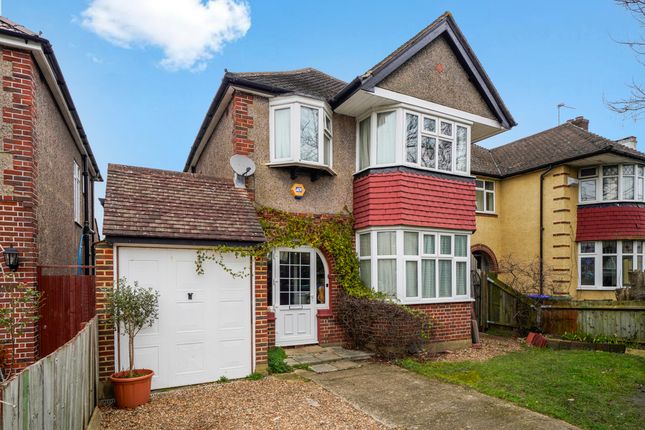 3 bed detached house