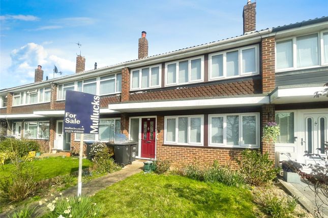 Elmbridge, Old Harlow, Essex, CM17 3 bed terraced house for sale