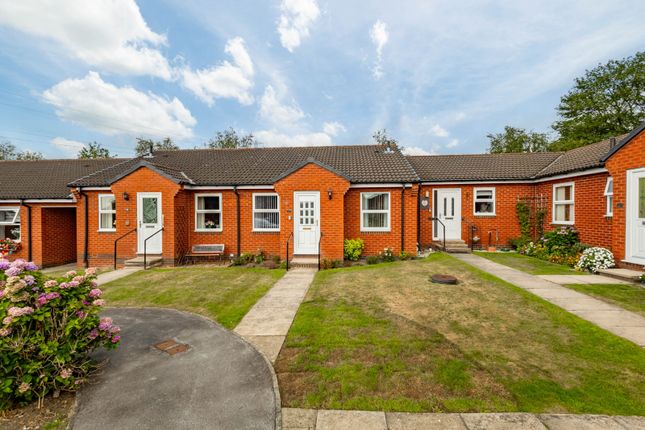 Holly Court, Outwood, WF1 2 bed bungalow for sale
