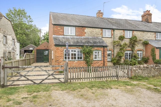 Baulking, Faringdon, Oxfordshire, SN7 4 bed end of terrace house for sale