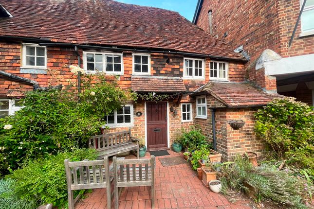 High Street, Edenbridge 2 bed end of terrace house for sale