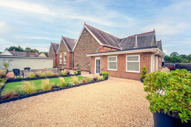 Pantyffynnon Road, Swansea SA9 6 bed detached house for sale