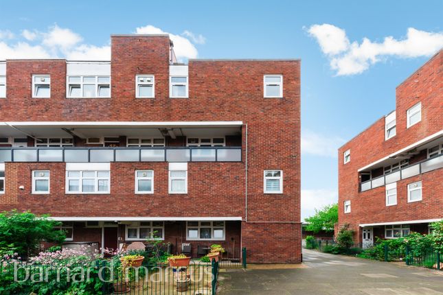 4 bedroom maisonette for sale