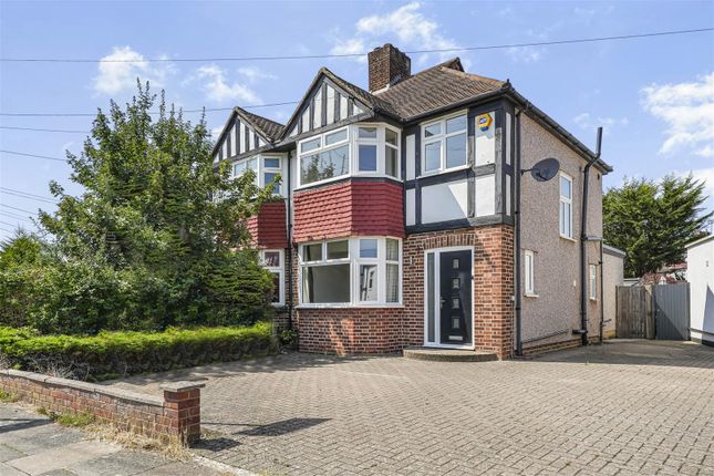 Bargate Close, New Malden KT3 3 bed semi
