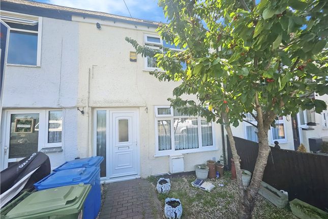 New Road, Kent ME12 3 bed terraced house for sale
