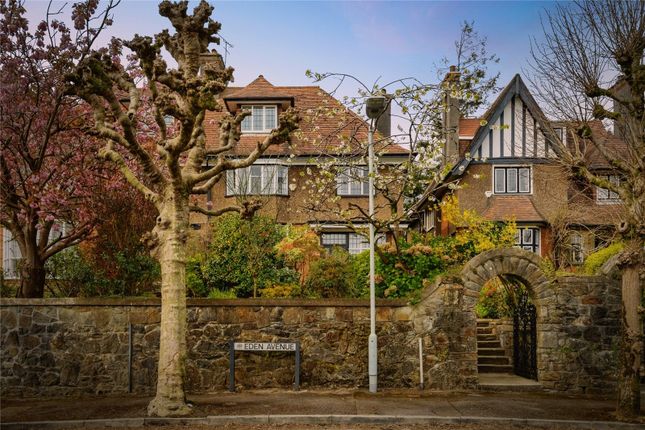 5 bedroom semi-detached house for sale