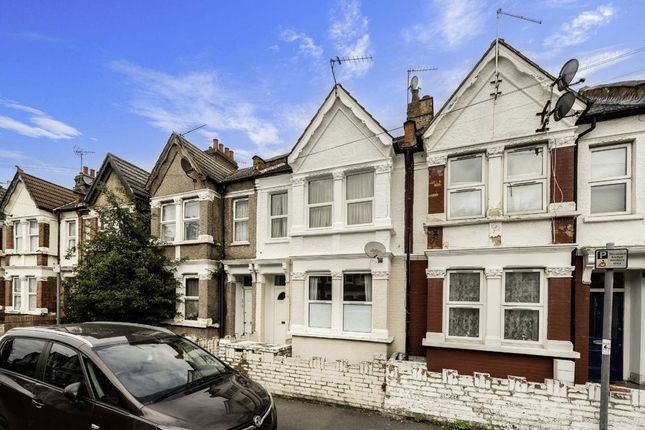 Oldfield Road, London NW10 2 bed flat for sale