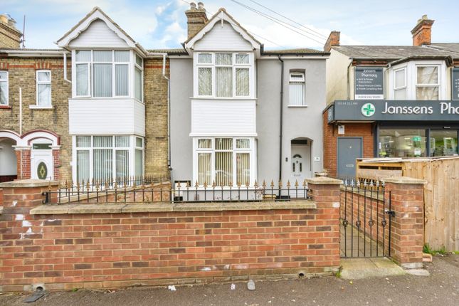 4 bed end terrace house
