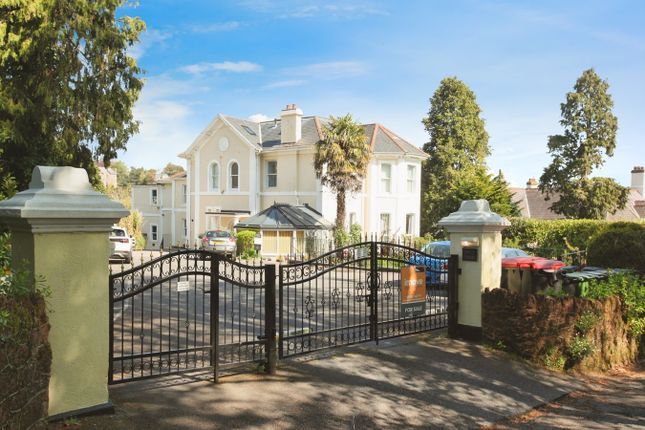Rawlyn Road, Torquay TQ2 2 bed apartment for sale