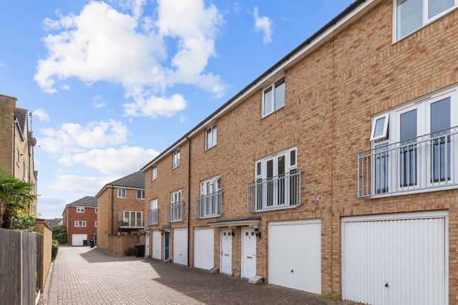 Providence Way Shoreham Beach 2 bed end of terrace house for sale