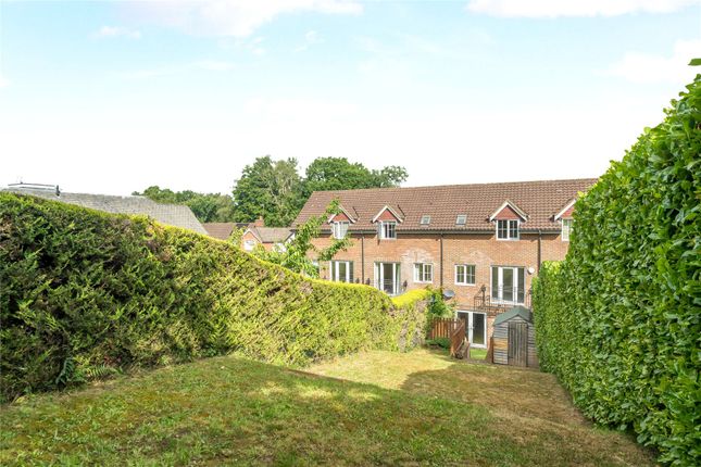 Kings Road, Haslemere, Surrey, GU27 4 bed terraced house for sale