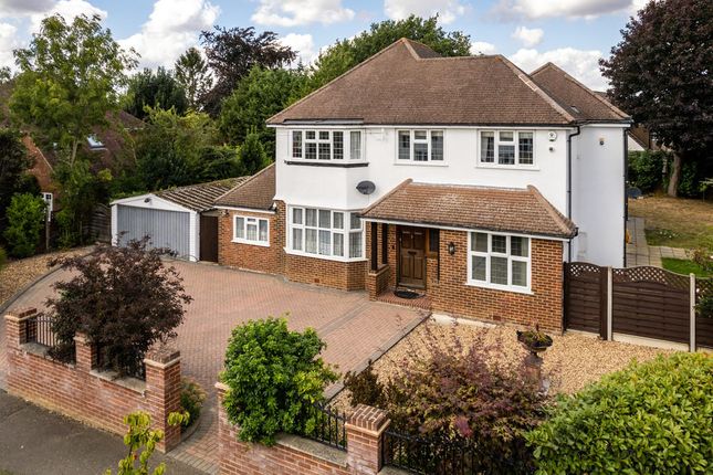 7 bed detached house