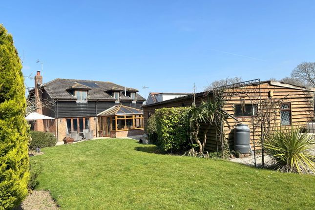 Steeds Lane, Ashford TN26 4 bed detached house for sale