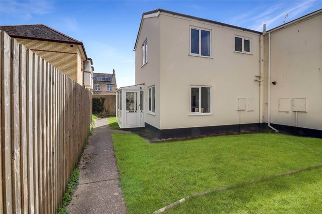 3 bedroom link detached house for sale
