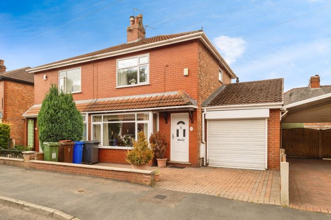 2 bedroom semi-detached house for sale