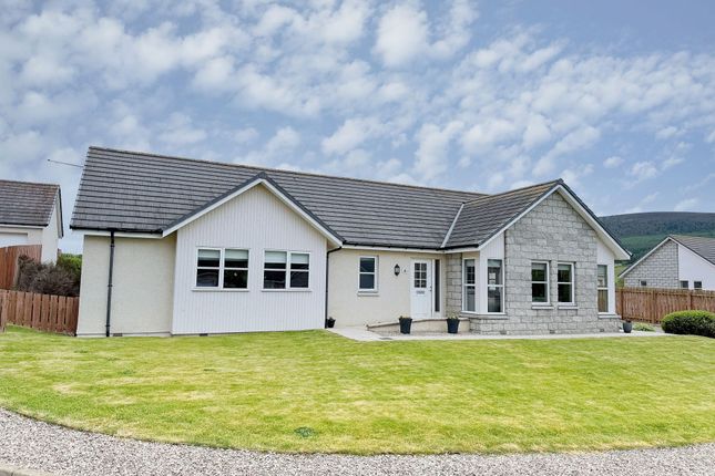 4 bedroom detached bungalow for sale