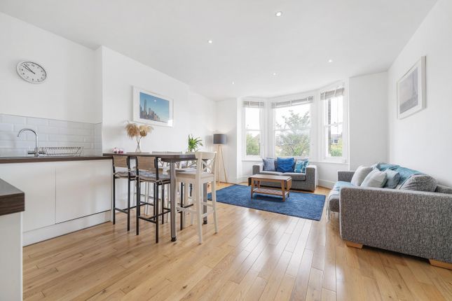 Lambert Road, London SW2 2 bed flat for sale