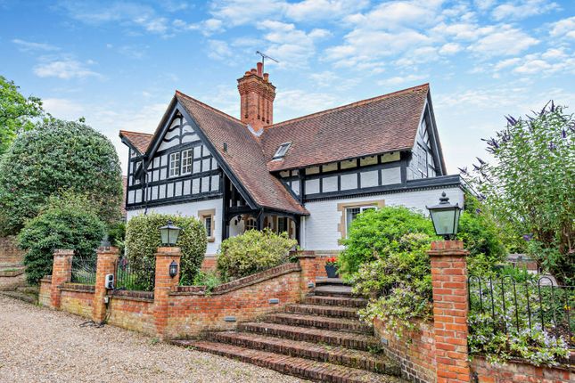 Maidenhatch, Pangbourne, Berkshire 4 bed detached house for sale