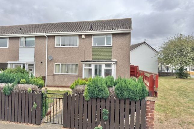 LOFT AVENUE, GRIMSBY 3 bed end of terrace house for sale