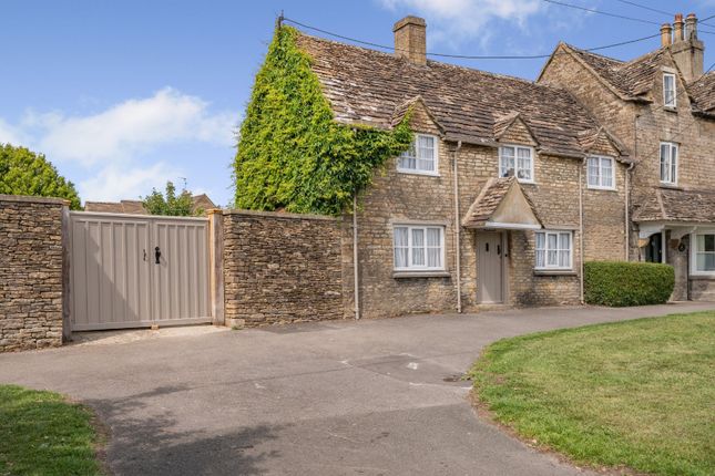 High Street, South Cerney... 3 bed house for sale