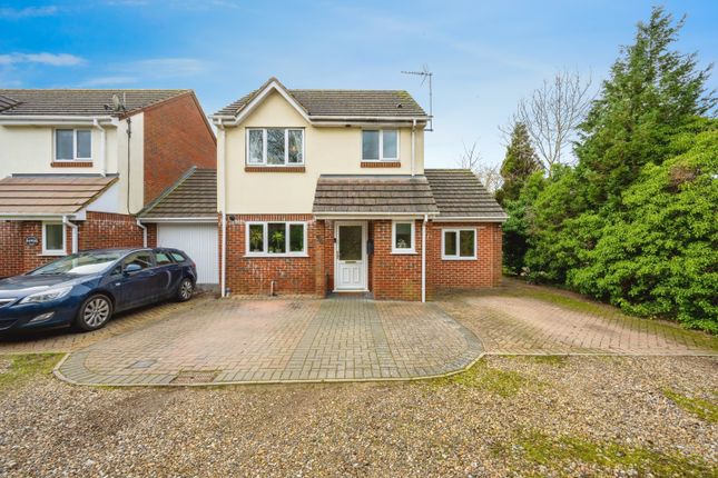 3 bed detached house