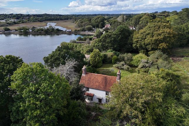 Undershore Road, Lymington, SO41 3 bed detached house for sale