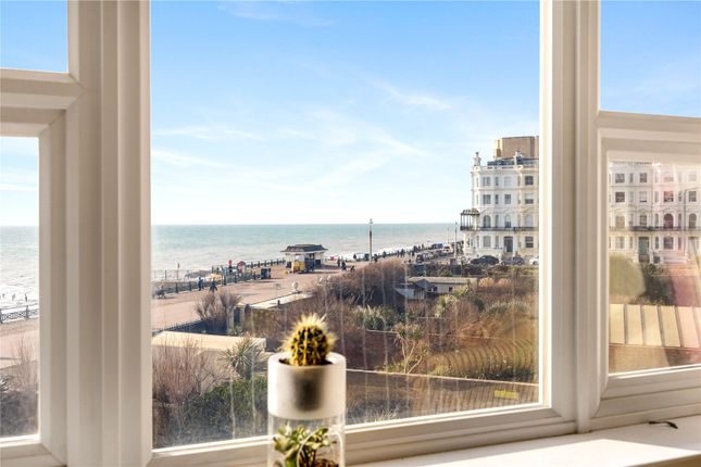 Courtenay Terrace, Hove, East Sussex... 2 bed apartment for sale