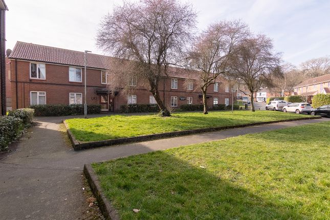 St. Michaels Court, Wolverhampton WV6 1 bed flat for sale