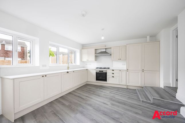 Heather Avenue, Romford, RM1 3 bed bungalow for sale