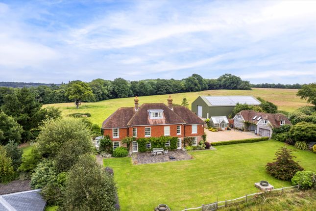 6 bedroom farm house for sale