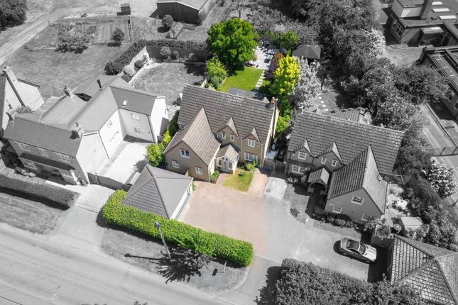 Colne Road, Huntingdon PE28 5 bed detached house for sale