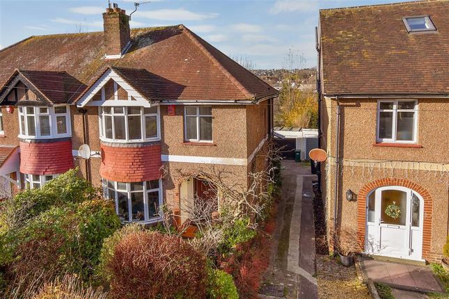 Graham Avenue, Brighton, East Sussex 3 bed semi