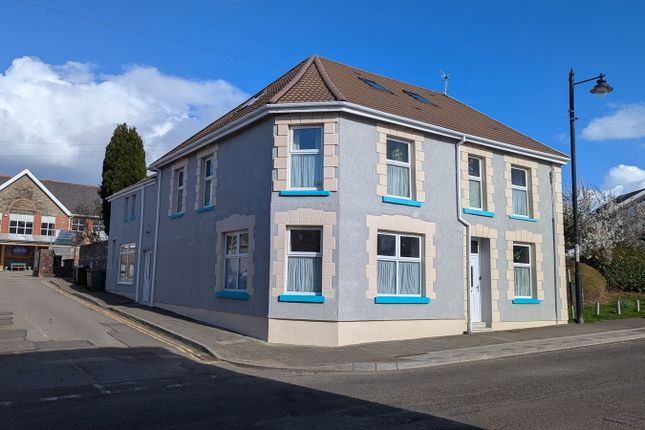 Commercial Street, Treharris CF46 5 bed detached house for sale