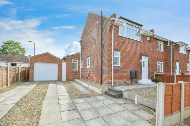 3 bedroom semi-detached house for sale