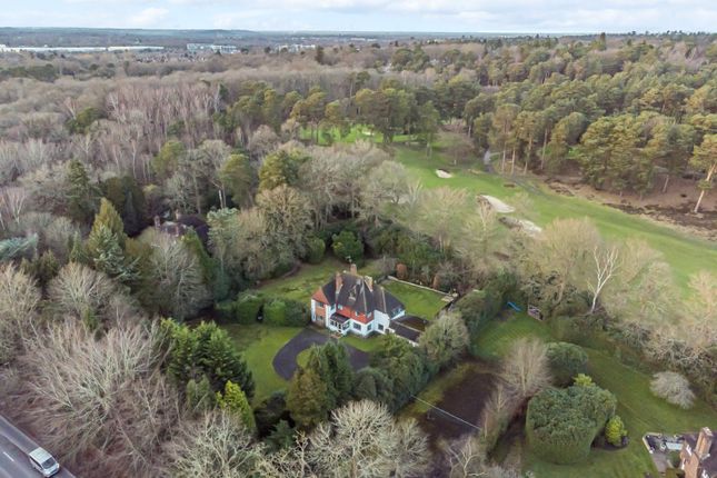 Byfleet Road, Cobham, Surrey, KT11 6 bed detached house for sale