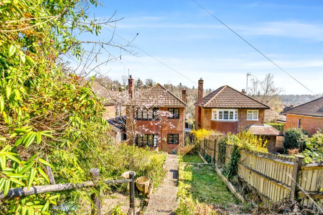 Cherry Tree Avenue, Haslemere, GU27 3 bed detached house for sale