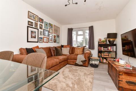 Wickham Road, Shirley, Croydon, Surrey 1 bed flat for sale