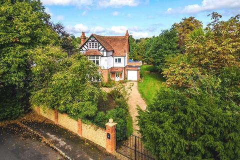 Derby Road, Caversham 5 bed detached house for sale