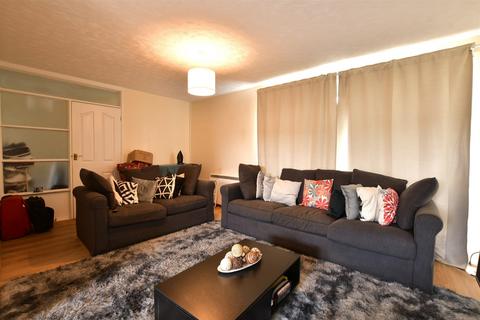 Belstedes, Basildon, Essex 4 bed terraced house for sale