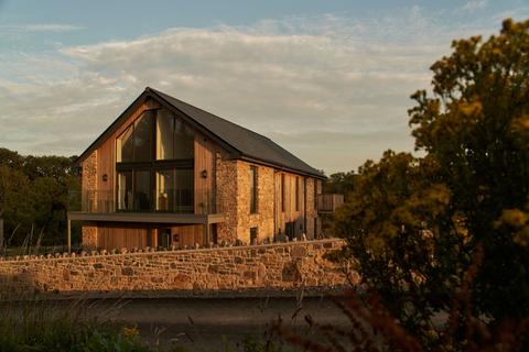 The Executive Barn, Cookswood 3 bed detached house for sale